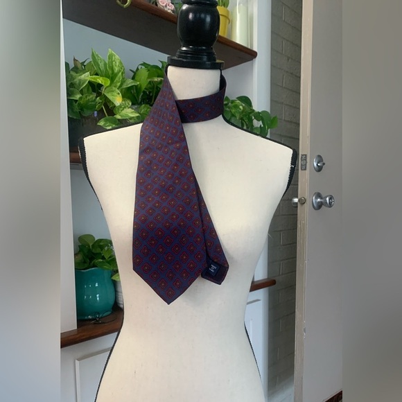 Polo Ralph Lauren 100% silk tie Handmade in USA Navy Red Diamond Pattern EUC 57" - Picture 1 of 8